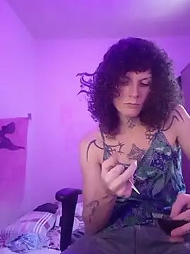 Snapshot of SuccubusTatuada chatting on 03.15.26 SuccubusTatuada online show from 03.15.26