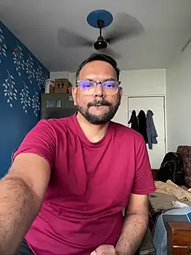 Snapshot of lovbombayduck11 chatting on 06.16.26 lovbombayduck11 online show from 06.16.26