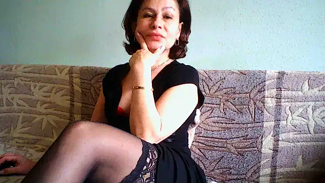 Snapshot of Mat_Elenore chatting on 03.02.25 Mat Elenore online show from 03.02.25