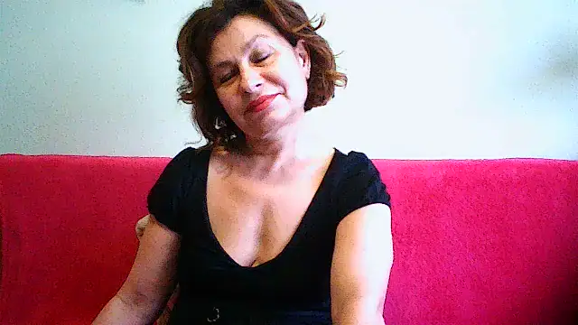 Snapshot of Mat_Elenore chatting on 05.22.26 Mat Elenore online show from 05.22.26