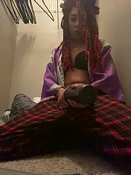 Snapshot of CaramelDipper chatting on 01.26.25 CaramelDipper online show from 01.26.25