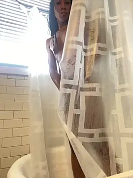 Snapshot of CaramelDipper chatting on 02.27.25 CaramelDipper online show from 02.27.25