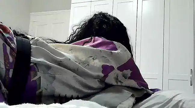 Snapshot of CaramelDipper chatting on 03.02.25 CaramelDipper online show from 03.02.25