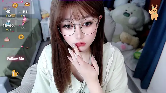 Snapshot of Sweet-18wanwan chatting on 04.28.26 Sweet-18wanwan online show from 04.28.26
