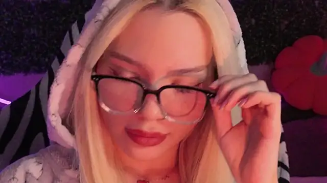 SandraBoyl online show from 11.23.25