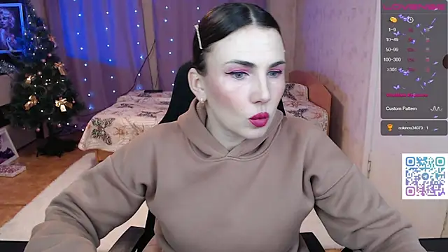 Snapshot of Daniela_Cooperr chatting on 01.10.26 Daniela Cooperr online show from 01.10.26