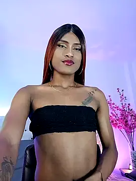 Elektra Queen online show from 02.03.25