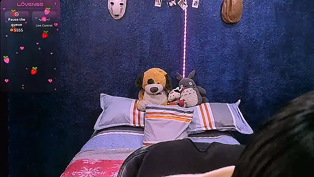 Snapshot of NinaYellow chatting on 02.04.26 NinaYellow online show from 02.04.26