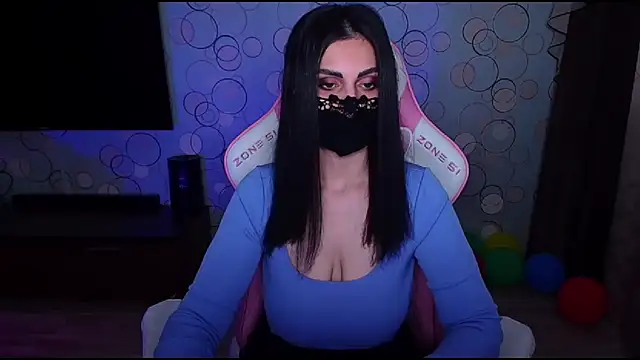   Yasmina   online show from 04.05.26