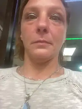 Snapshot of Everlyrose27 chatting on 12.10.24 Everlyrose27 online show from 12.10.24