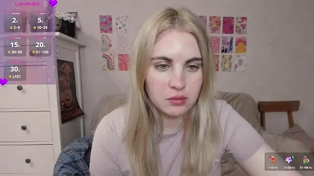 Snapshot of pawpaws chatting on 01.18.25 pawpaws online show from 01.18.25