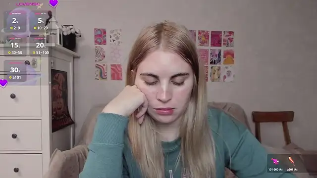 Snapshot of pawpaws chatting on 02.15.25 pawpaws online show from 02.15.25