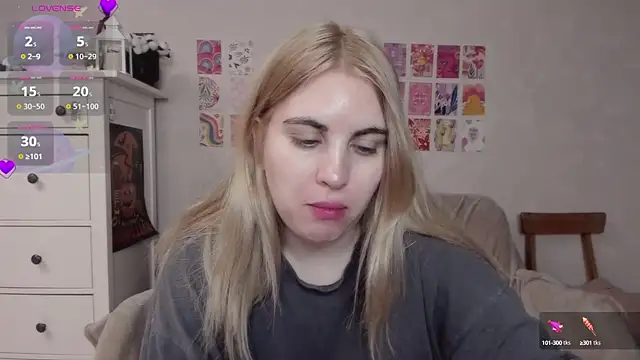 Snapshot of pawpaws chatting on 02.16.25 pawpaws online show from 02.16.25