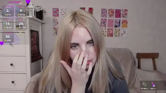 Snapshot of pawpaws chatting on 02.24.25 pawpaws online show from 02.24.25