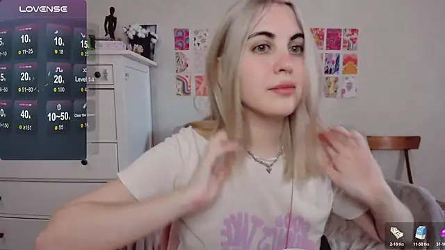 Snapshot of pawpaws chatting on 10.18.25 pawpaws online show from 10.18.25