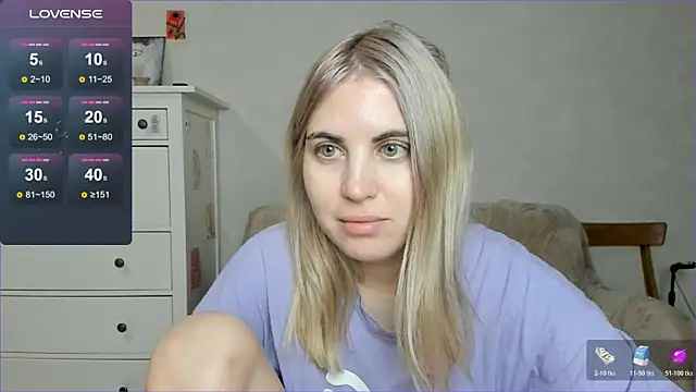 Snapshot of pawpaws chatting on 11.26.25 pawpaws online show from 11.26.25