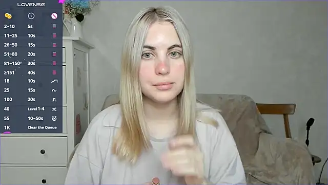 Snapshot of pawpaws chatting on 11.30.25 pawpaws online show from 11.30.25