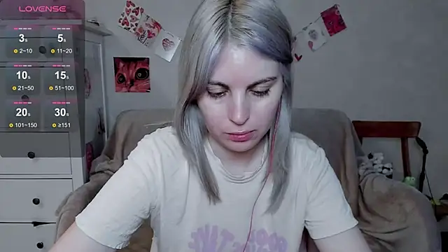 Snapshot of pawpaws chatting on 06.03.26 pawpaws online show from 06.03.26