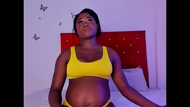 Snapshot of ValeriaRioz chatting on 01.24.25 ValeriaRioz online show from 01.24.25