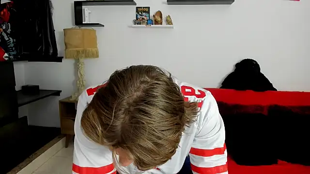 Tom Krakow online show from 02.20.25