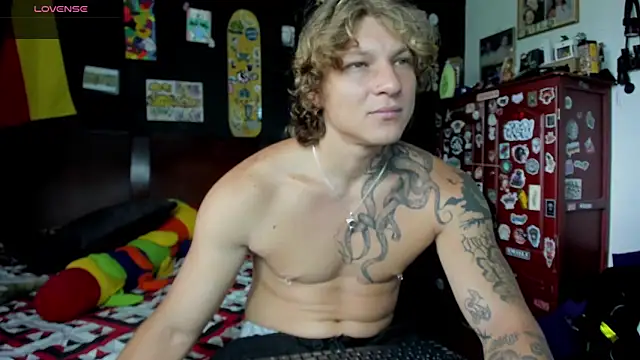 Tom Krakow online show from 10.16.25