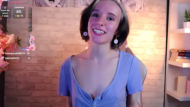 Violet Veliya online show from 03.15.25