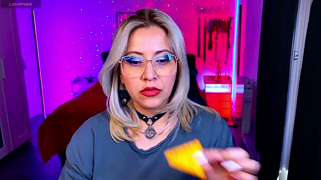 blackwidow s1 online show from 04.18.26