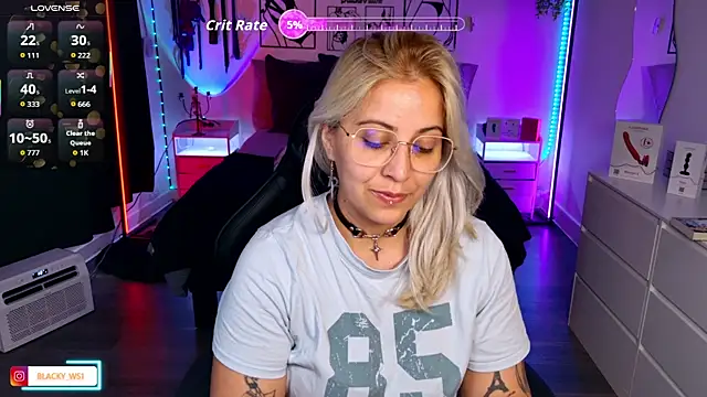Snapshot of blackwidow_s1 chatting on 07.27.26 blackwidow s1 online show from 07.27.26
