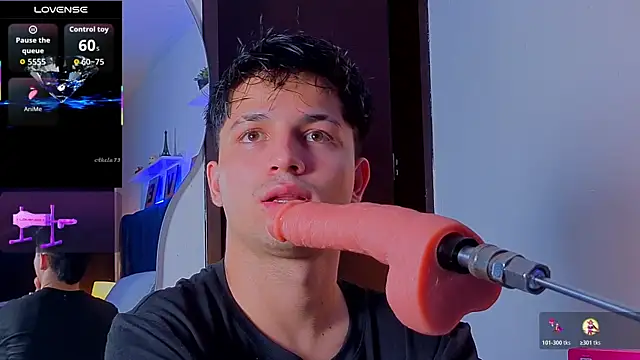 Issac james  online show from 11.08.25