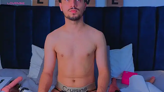 Issac james  online show from 03.29.26