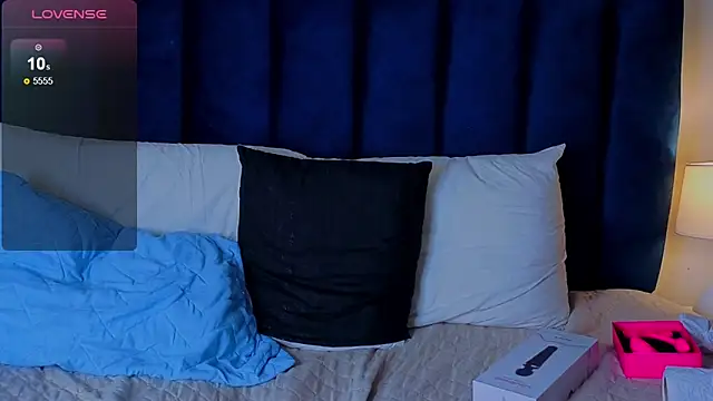 Issac james  online show from 04.09.26