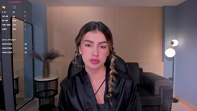 PaulinaSantos  online show from 03.16.25