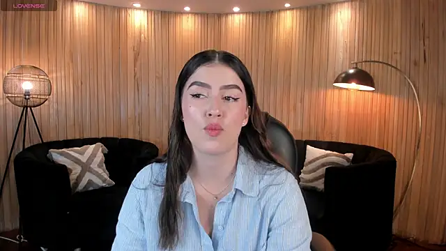 Snapshot of PaulinaSantos_ chatting on 07.12.26 PaulinaSantos online show from 07.12.26