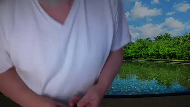 Snapshot of LondonTeffy chatting on 11.18.25 LondonTeffy online show from 11.18.25