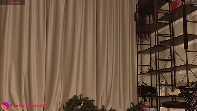 SophieCharm online show from 12.14.25