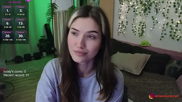 monikavenom online show from 10.05.25