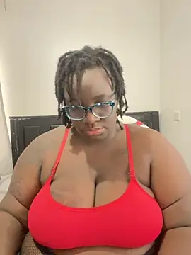 Snapshot of Toomuch_Squirt chatting on 10.22.25 Toomuch Squirt online show from 10.22.25