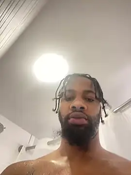 Snapshot of curvedicbandit6_2 chatting on 01.14.25 curvedicbandit6 2 online show from 01.14.25