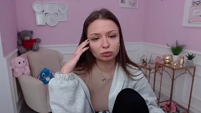 LucySkilar online show from 01.16.26