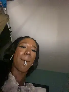 tamarabigass1 online show from 02.22.25