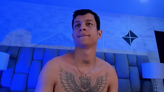 Snapshot of AgarEvans chatting on 03.01.26 AgarEvans online show from 03.01.26