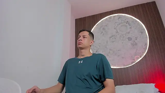 Snapshot of AgarEvans chatting on 03.03.26 AgarEvans online show from 03.03.26