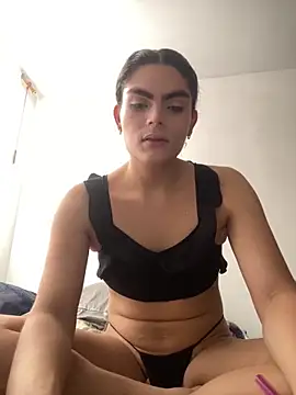 cheryl blossom69 online show from 02.05.25