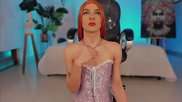 Snapshot of Taylor__foxxx chatting on 12.03.24 Taylor  foxxx online show from 12.03.24