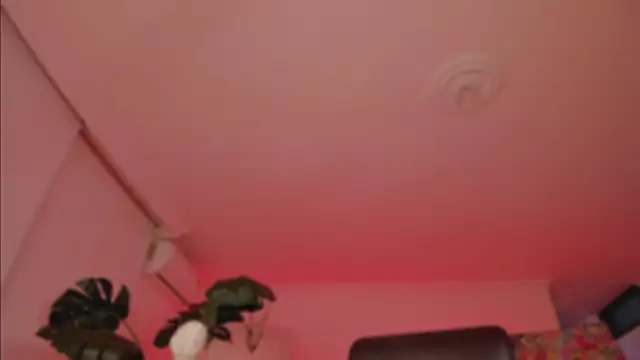 Snapshot of Taylor__foxxx chatting on 02.01.25 Taylor  foxxx online show from 02.01.25