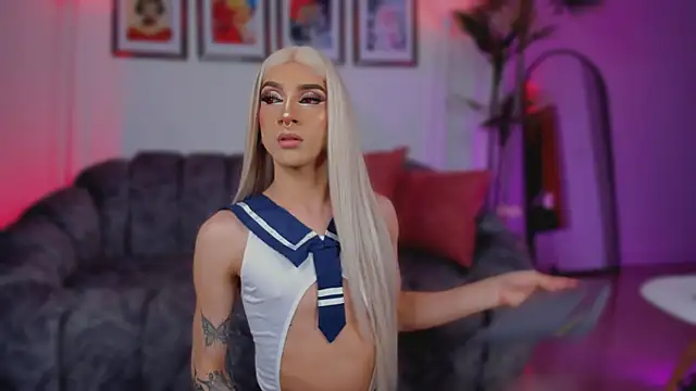 Snapshot of Taylor__foxxx chatting on 09.10.25 Taylor  foxxx online show from 09.10.25