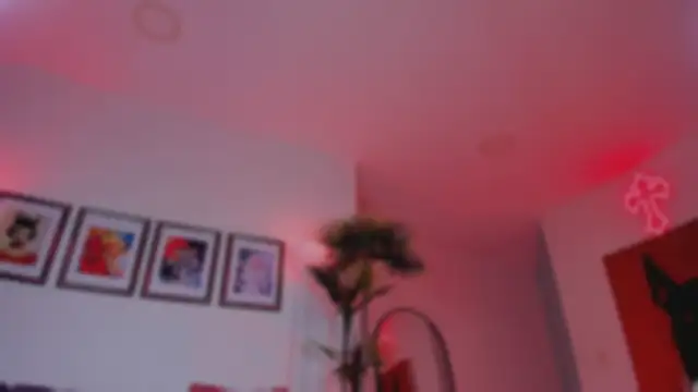 Snapshot of Taylor__foxxx chatting on 09.13.25 Taylor  foxxx online show from 09.13.25