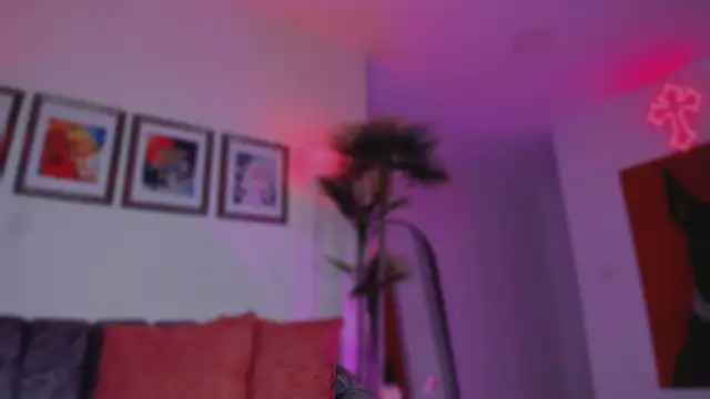 Snapshot of Taylor__foxxx chatting on 09.19.25 Taylor  foxxx online show from 09.19.25