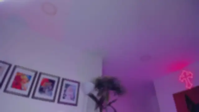 Snapshot of Taylor__foxxx chatting on 10.03.25 Taylor  foxxx online show from 10.03.25