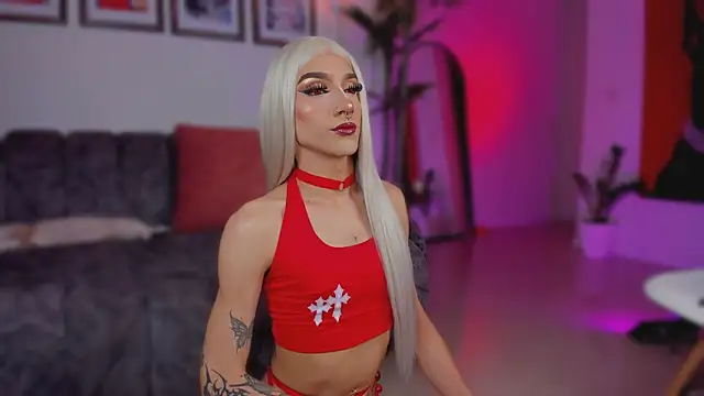 Taylor  foxxx online show from 11.08.25